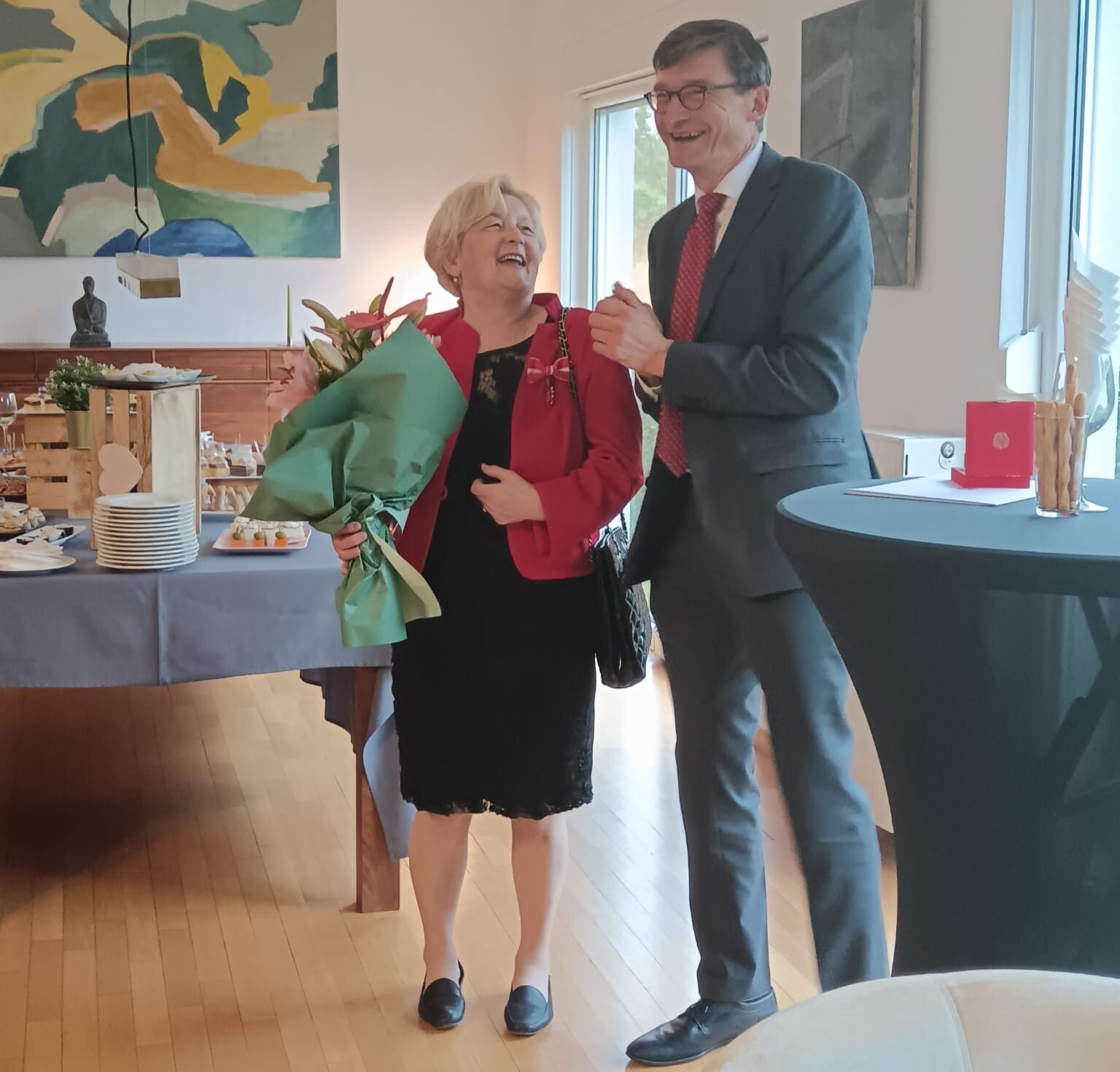 Austrijsko odličje Zori Cvetnić